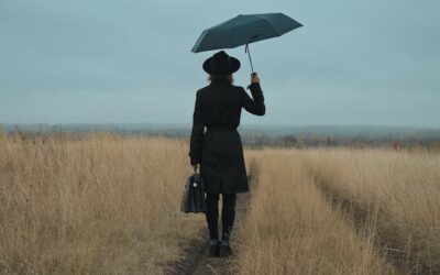 Comment un parapluie peut compléter votre tenue professionnelle